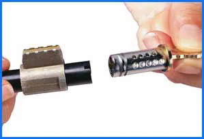 Kissimmee Emergency Locksmith Kissimmee, FL 941-702-6259 - 14-car-key-cutting